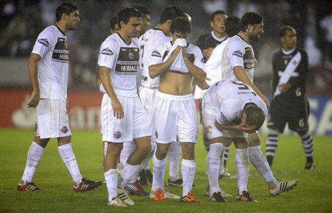 Lanús perdió en la definción por penales ante el Vasco de Gama