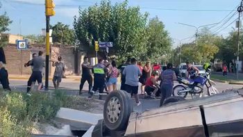 Videos: un choque en Guaymallén terminó en una pelea a golpes