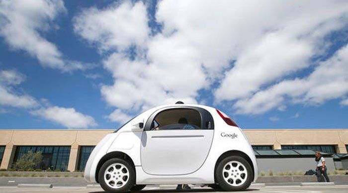 Fiat y Google van por los autos autónomo