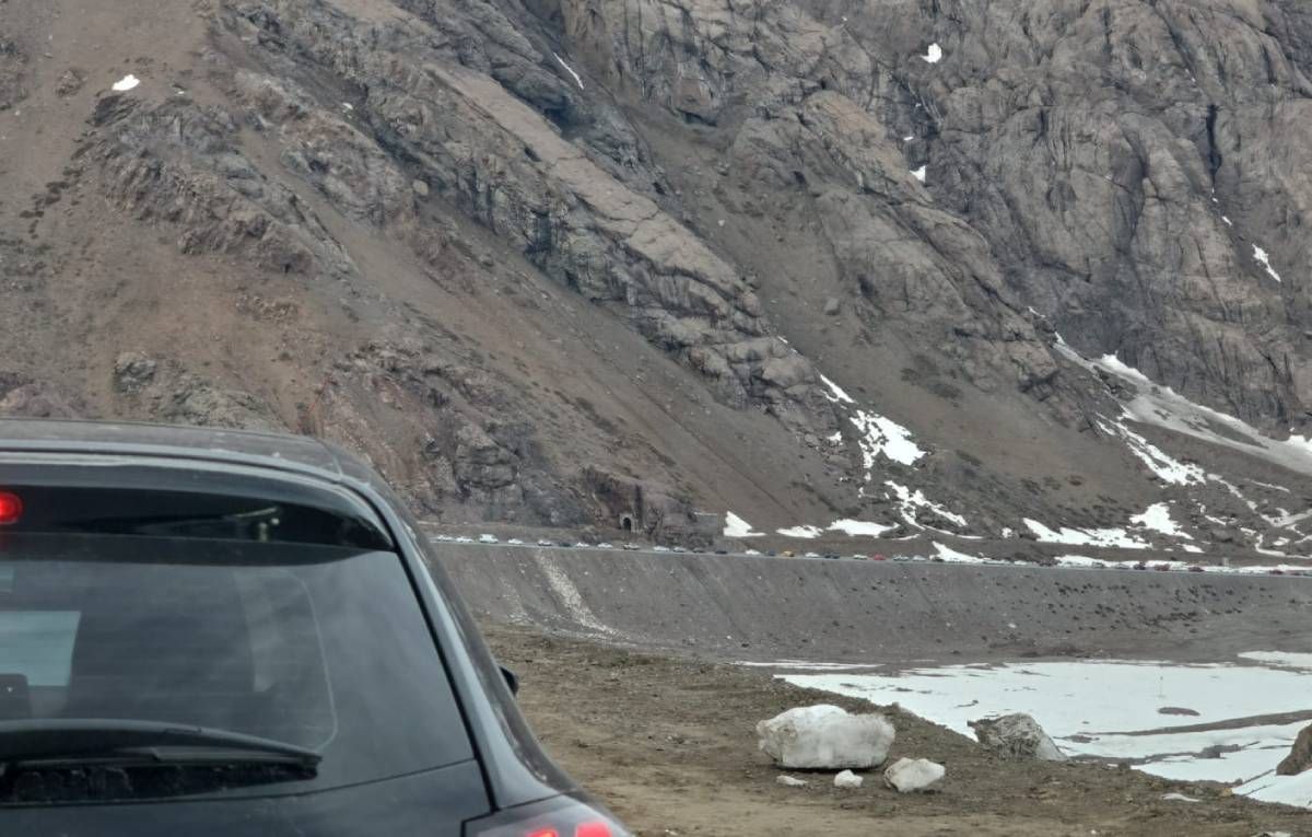 Más de 14.000 personas se movieron por el paso a Chile en la previa del fin de semana largo. Más de 14.000 personas se movieron por el paso a Chile en la previa del fin de semana largo.