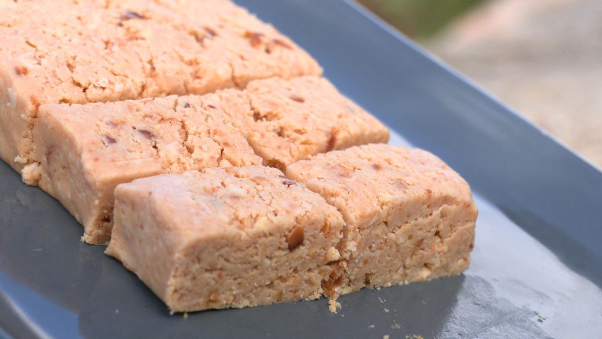 Cómo preparar un Turrón de almendras blando: la receta navideña con 5 ingredientes