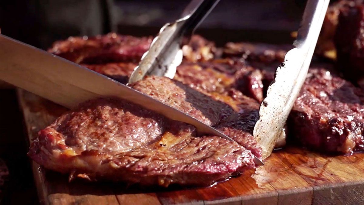 Hay muchos cortes de carne que no son muy tenidos en cuenta para asar a la parrilla y con los que se pueden hacer un gran asado.