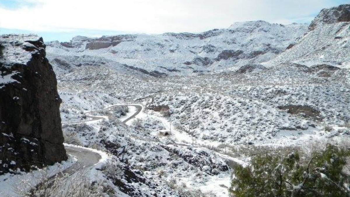 Postal de San Rafael nevado