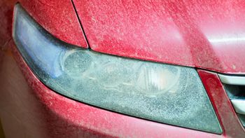 Por qué hay que rociar vinagre en los faros del auto: ¿qué significa? Por qué hay que rociar vinagre en los faros del auto: ¿qué significa?
