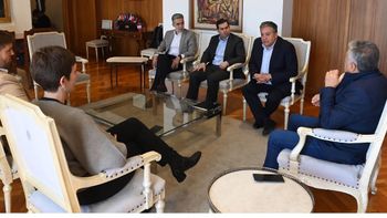 Cornejo recibió a empresarios mineros chilenos y destacó el potencial de Mendoza para producir cobre Cornejo recibió a empresarios mineros chilenos y destacó el potencial de Mendoza para producir cobre