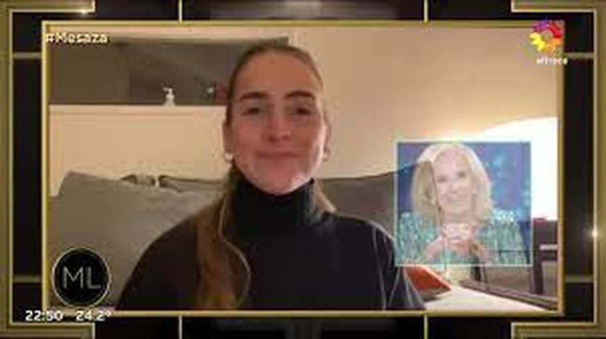 Ámbar de Benedectis apareció desde París y deslumbró.