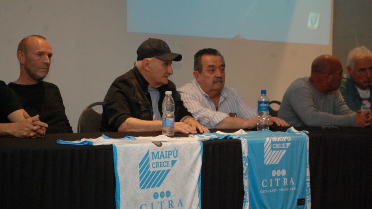 Carlos Sperdutti fue presentado como técnico de Gutiérrez. Carlos Sperdutti fue presentado como técnico de Gutiérrez.