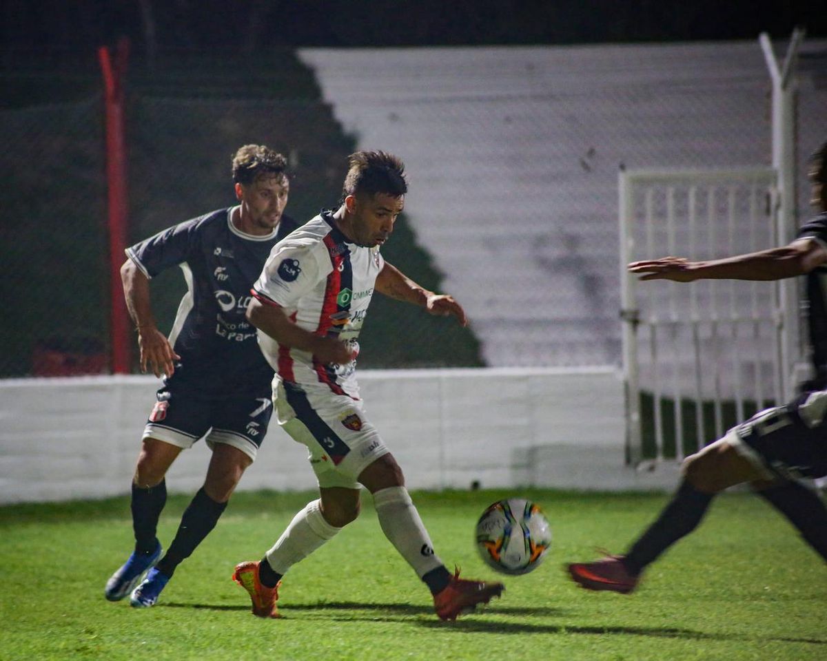 FADEP en su debut en el Federal A perdió ante Costa Brava.