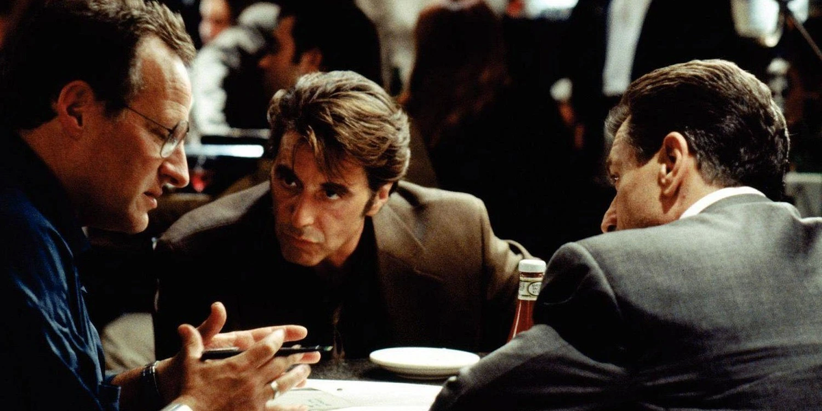 Fuego contra fuego (Heat) en Netflix. La mítica escena en el bar con Robert De Niro y Al Pacino.