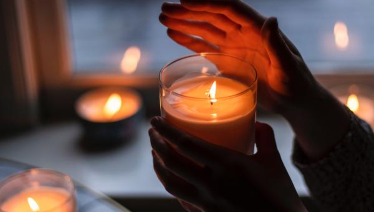 El significado que muestran las velas al quemarse. El significado que muestran las velas al quemarse.