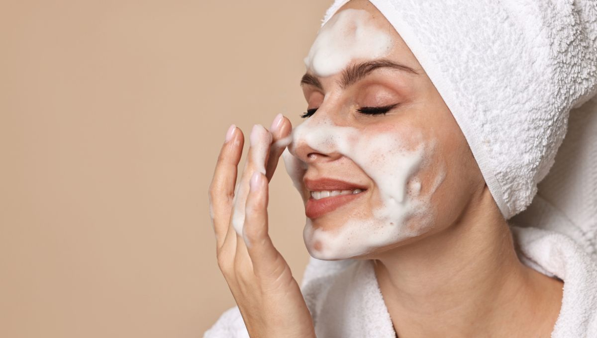 En primavera debemos realizar una limpieza profunda de la piel. En primavera debemos realizar una limpieza profunda de la piel. 