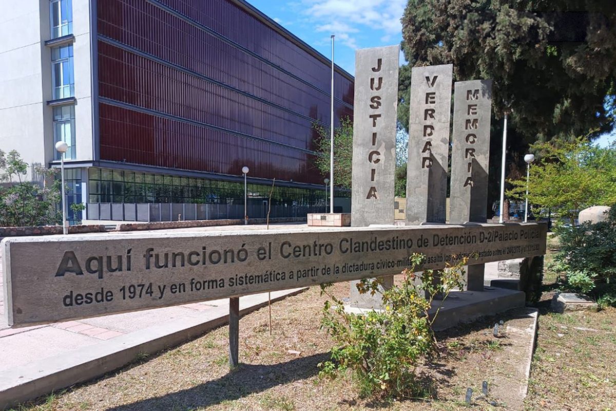 Se investigan crímenes cometidos contra niños durante la última dictadura militar en Mendoza.