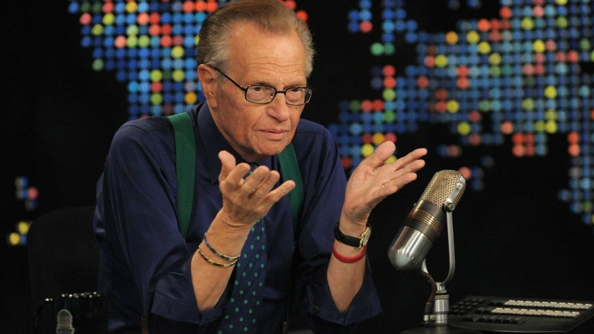 Murió Larry King a los 87 años.