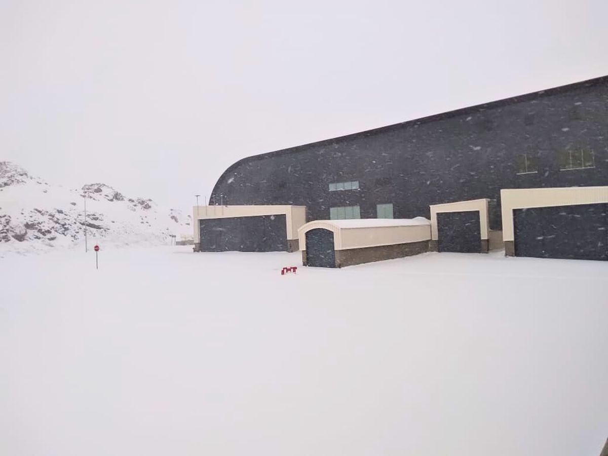 Imágenes del Complejo Los Libertadores totalmente nevado. Imágenes del Complejo Los Libertadores totalmente nevado.