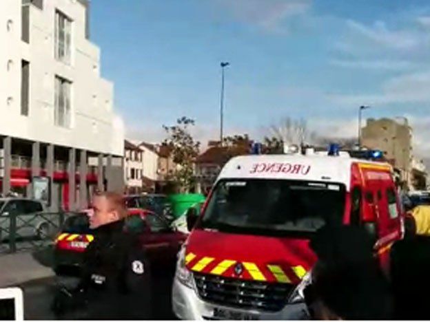 Finalizó pacìficamente la toma de rehenes en París, el agresor se entregó y no hubo víctimas fatales