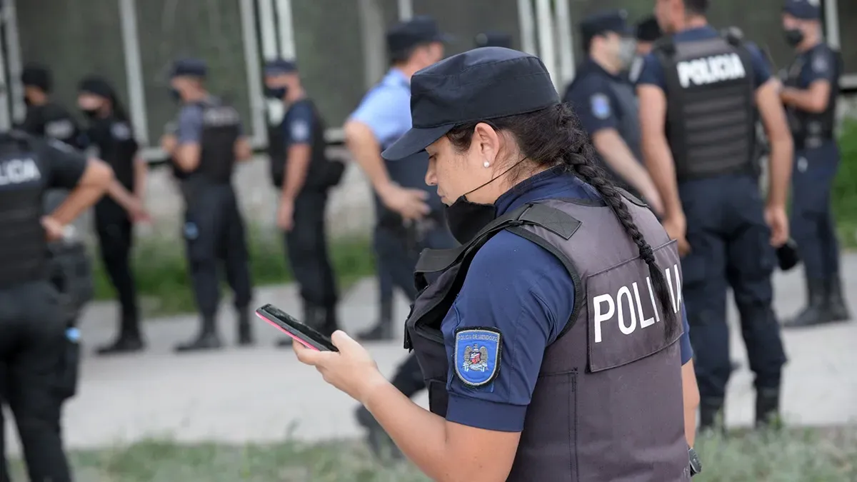 Dos mil policías y penitenciarios se inscribieron para tomar el crédito de $50.000 que otorgó la Mutual de Personal Policial, Amuppol.&nbsp;