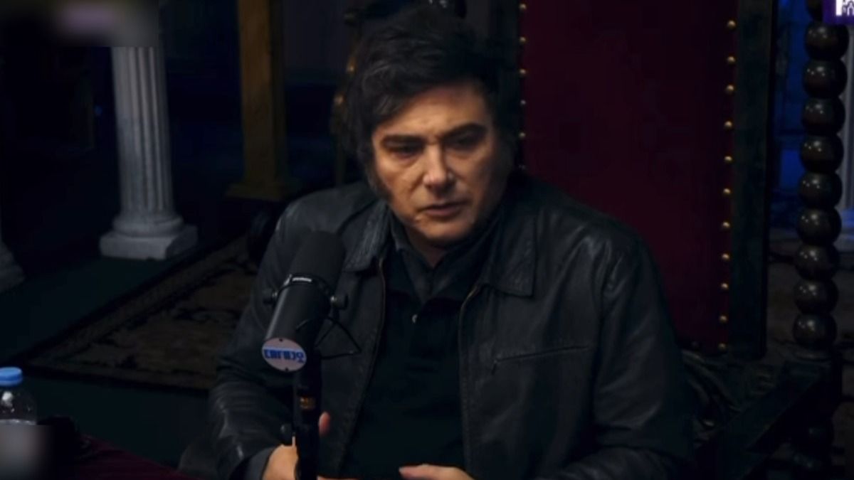 Javier Milei estuvo en el programa de streaming del influencer libertario conocido como El Gordo Dan. Javier Milei estuvo en el programa de streaming del influencer libertario conocido como El Gordo Dan.