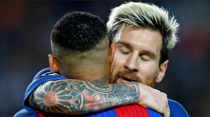 Lionel Messi fue elegido como el mejor delantero de la temporada 15-16