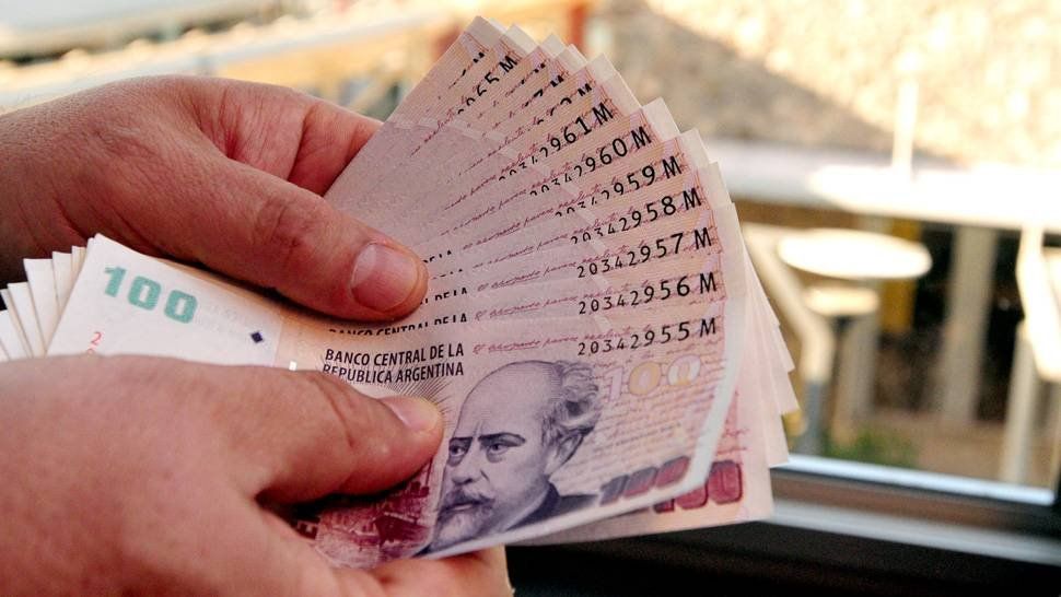 La AFIP aclaró que el medio aguinaldo de junio deberá pagar impuesto a las Ganancias