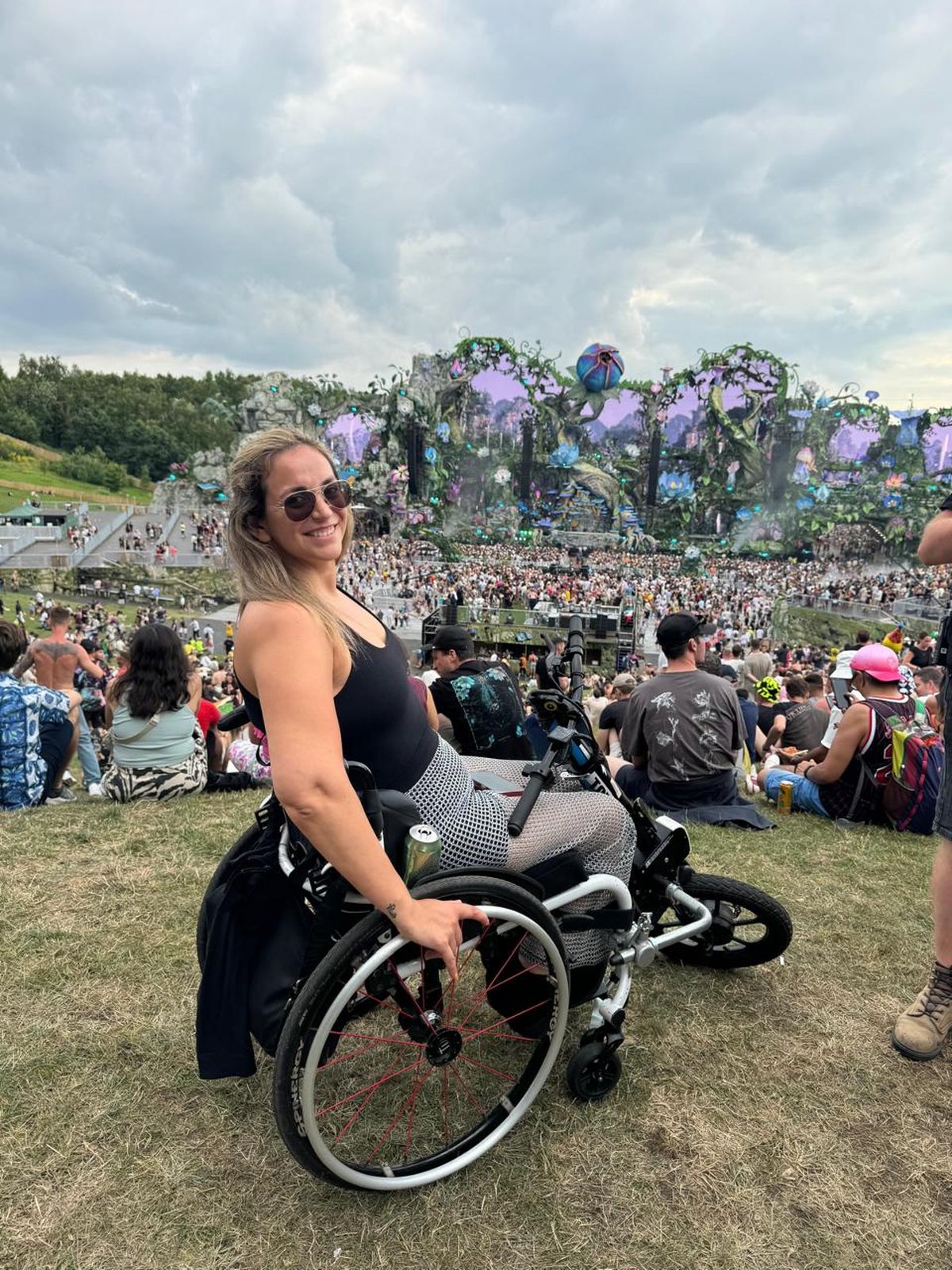 Natalia en la fiesta electrónica más grande del mundo: Tomorrowland, que se realiza todos los años en Bélgica Natalia en la fiesta electrónica más grande del mundo: Tomorrowland, que se realiza todos los años en Bélgica