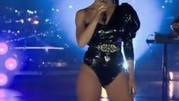 Lali Espósito brilló con sus canciones