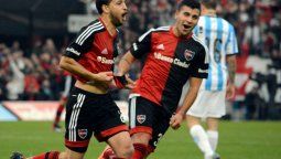 Newells goleó a Racing en Rosario