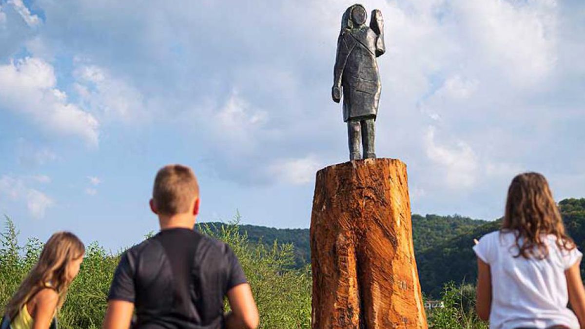 Melania Trump recuperó su estatua en Eslovenia