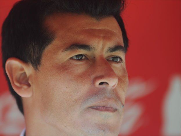 La excusa de Almirón para limpiar al Rolfi Montenegro