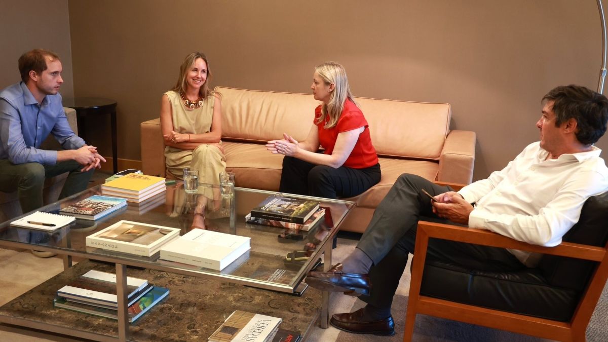 Casado con la vicejefa de Gobierno porteño, Clara Muzzio. Casado con la vicejefa de Gobierno porteño, Clara Muzzio.