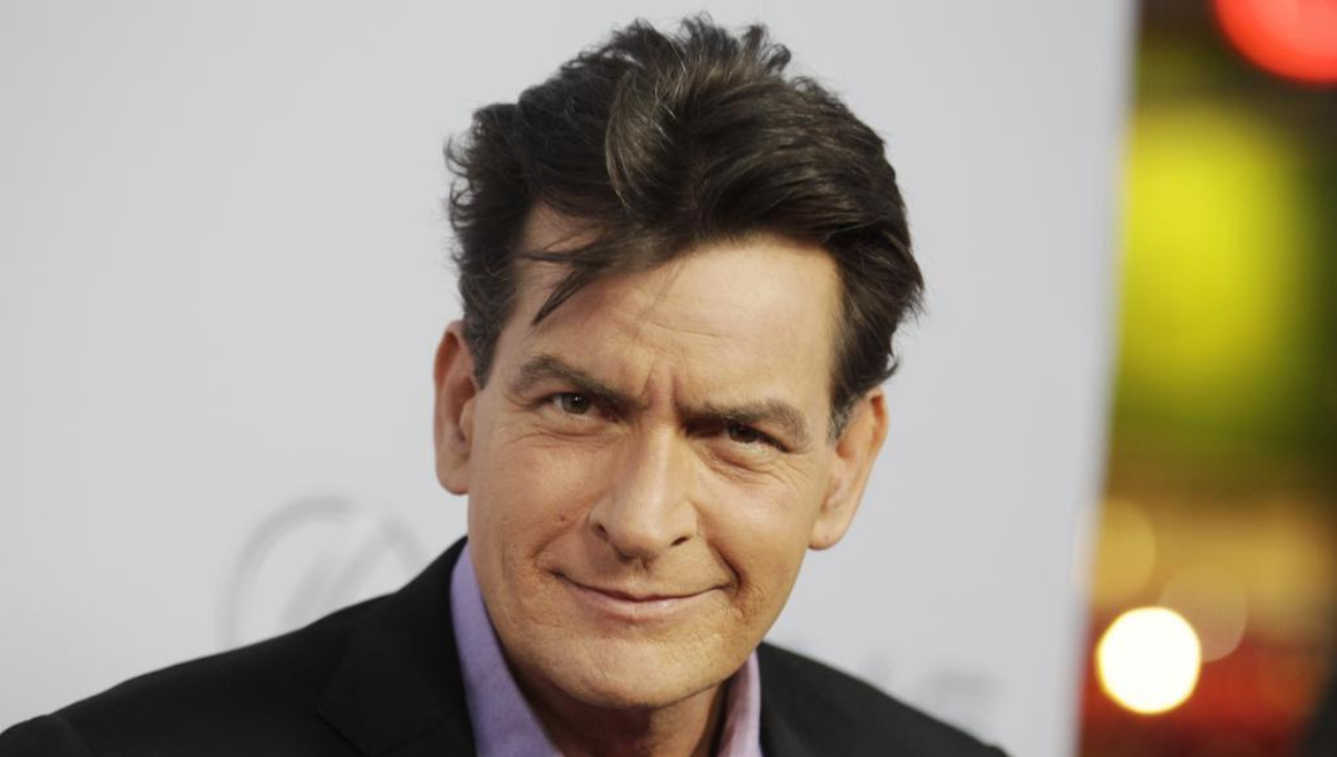 Hoy 3 de septiembre cumple años Charlie Sheen: 4 escándalos que marcaron su carrera
