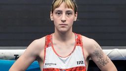 Delfina Arancibia le ganó a la local Juci Cerqueira y se metió en las semifinales de la World Boxing Cup que se disputa en Brasil.