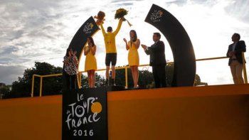 El británico Chris Froome ganó su tercer Tour de Francia