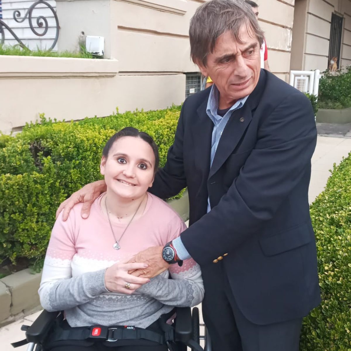 Dos mendocinos entrañables del turf. Jorge Valdivieso estuvo presente en el homenaje a Florencia Giménez en el Hipódromo de Palermo. Dos mendocinos entrañables del turf. Jorge Valdivieso estuvo presente en el homenaje a Florencia Giménez en el Hipódromo de Palermo.