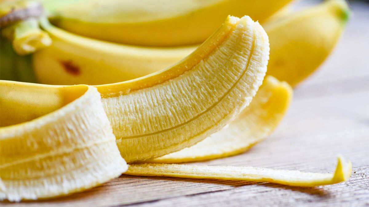 ¡No Tires Esos Hilos de la Banana! Descubre los Beneficios Sorprendentes que Estás Perdiendo