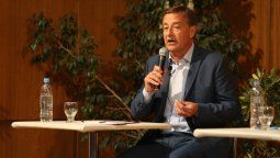 Rodolfo Suarez no se tomará licencia como intendente durante la campaña