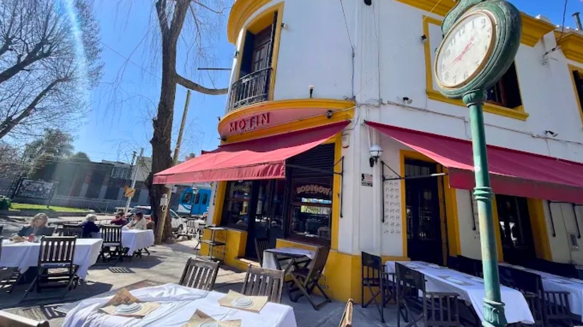 El bodegón está ubicado cerca del estadio Monumental. El bodegón está ubicado cerca del estadio Monumental.