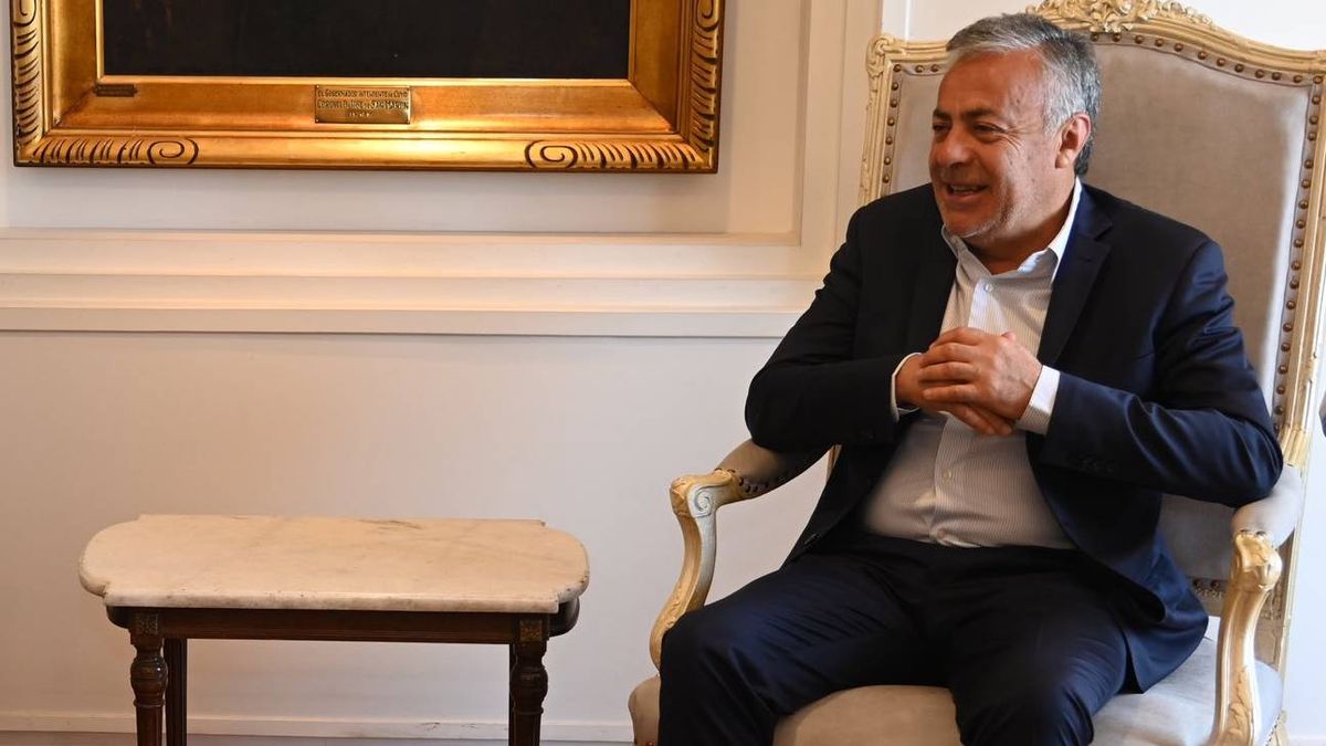 Alfredo Cornejo parece haber comprendido que si bien la verdad se reparte entre varias ideas