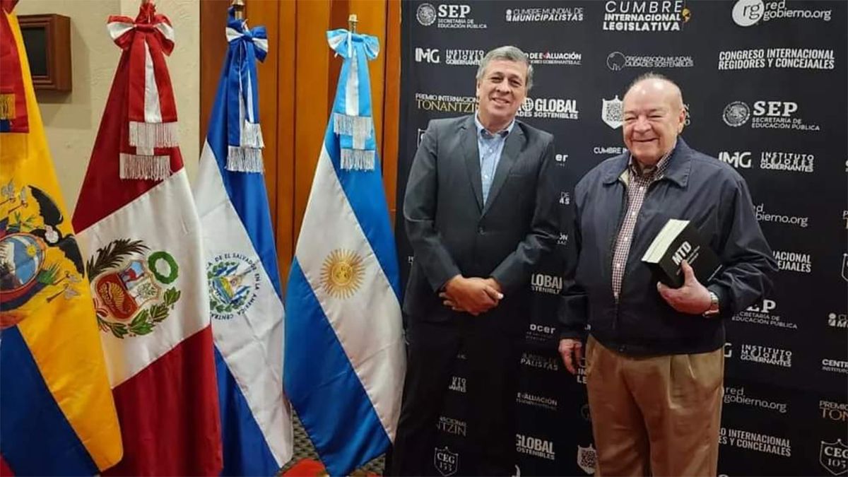 Daniel Orozco viajó a México invitado a la Cumbre Mundial de Municipalistas 2022.