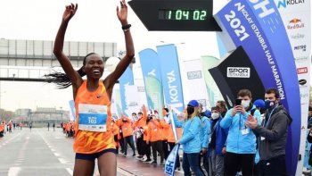 La keniana Ruth Chepngetich, con nuevo récord mundial de medio maratón