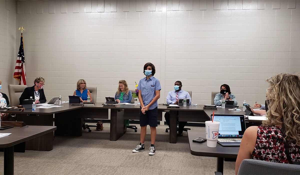 Joaqu&iacute;n Tenaglia Canut es argentino, tiene 12 a&ntilde;os y es superdotado. En Estados Unidos fue considerado uno de los "j&oacute;venes m&aacute;s brillantes del mundo"