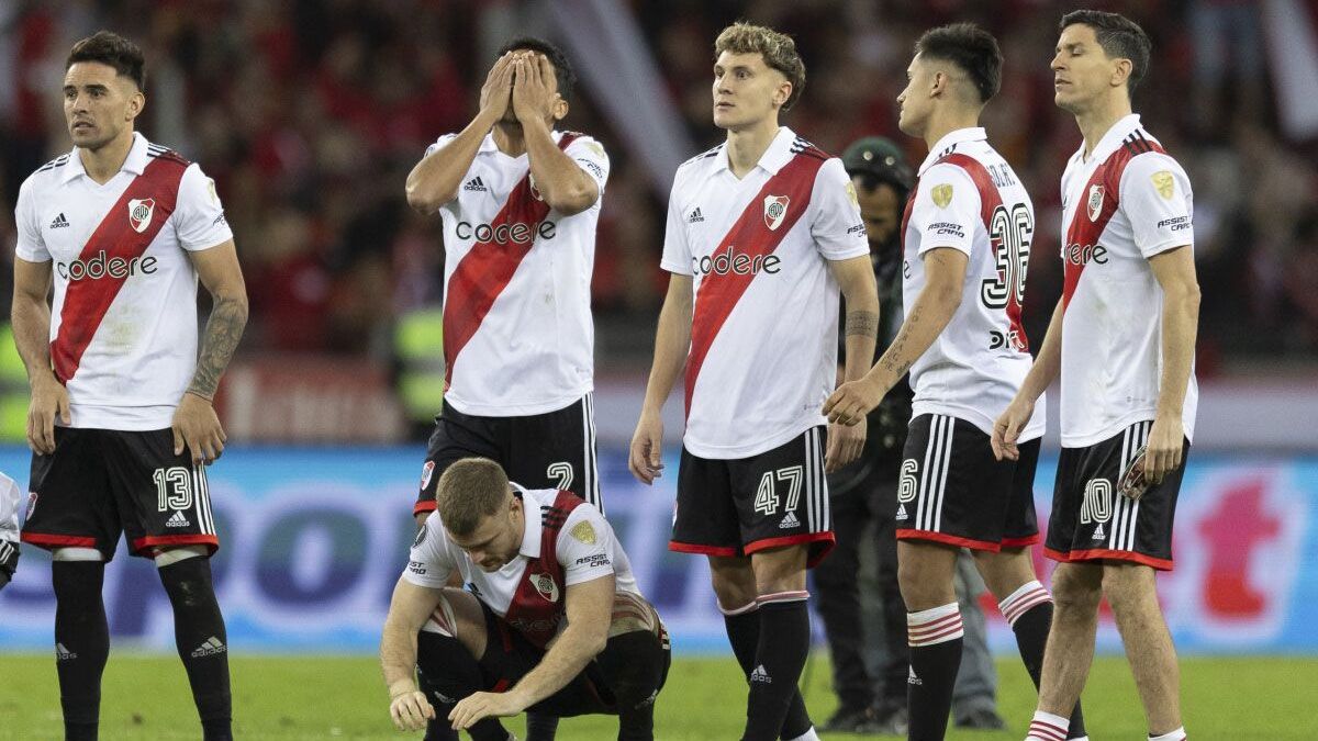 River podría perder varios jugadores tras quedar marginado de la Libertadores 2023.
