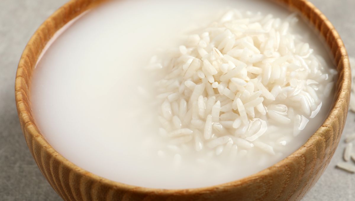 El agua de arroz es usada en Asia para fortalecer el cabello. El agua de arroz es usada en Asia para fortalecer el cabello. 