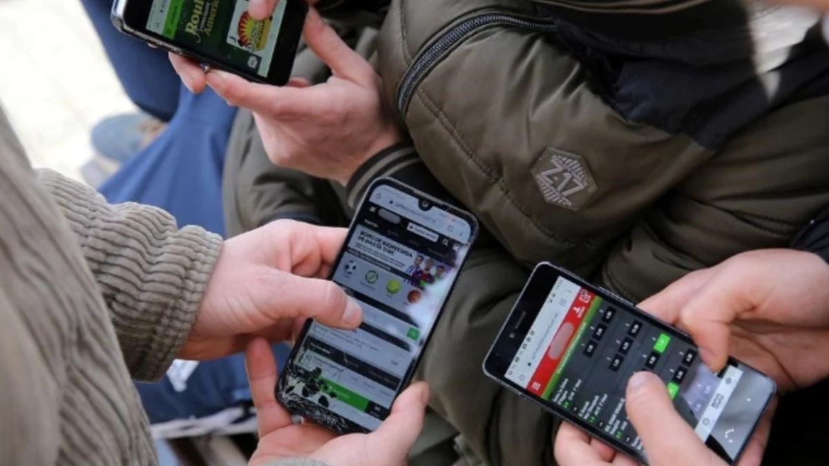 Las adicciones a las tencologias y a los juegos online preocupan a familias y a los profesionales.
