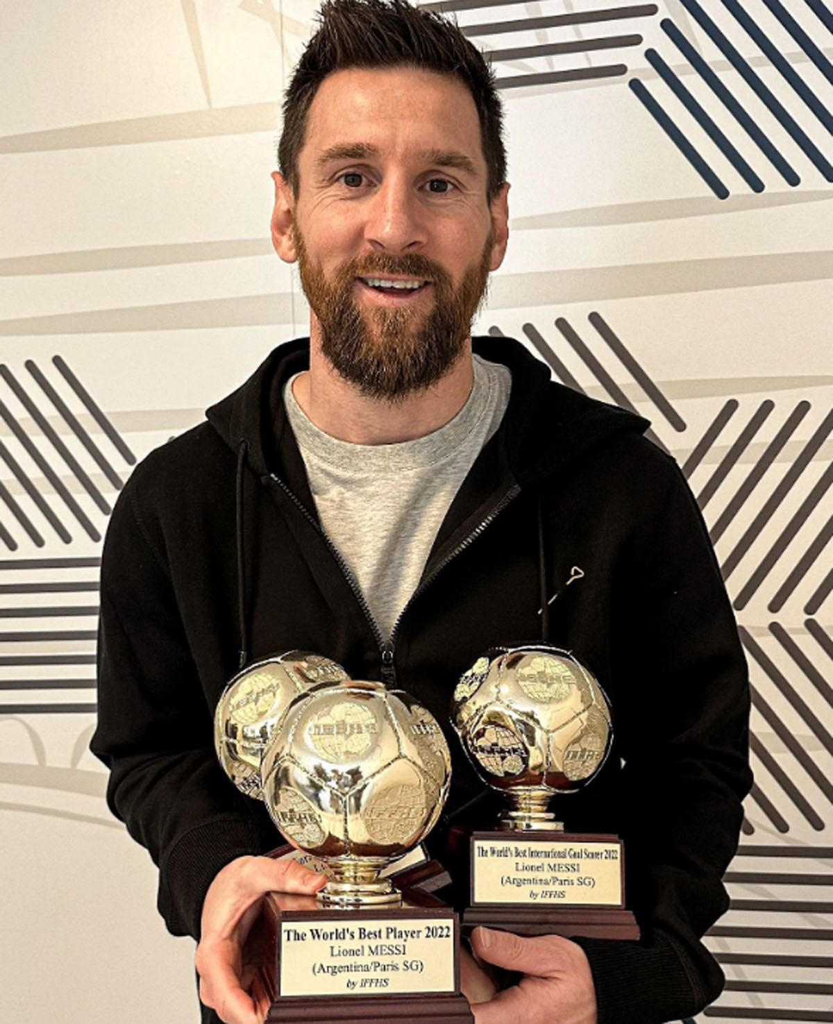 Lionel Messi ganó tres premios más de la IFFHS y en Barcelona lo esperan ansiosos
