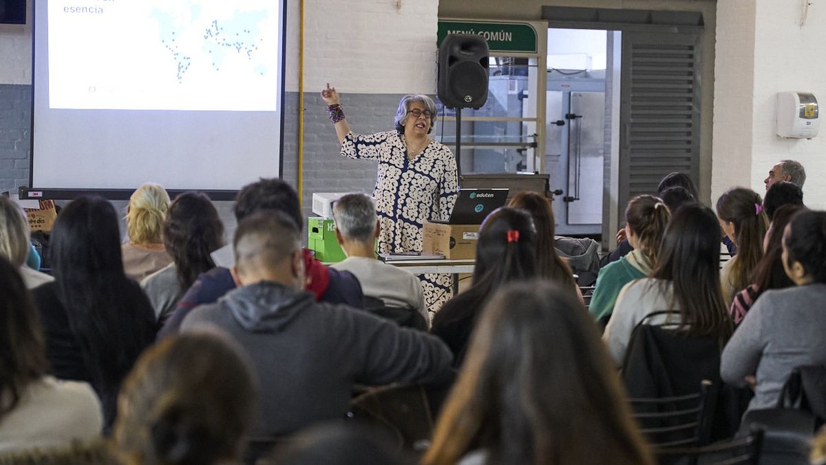 Como en Finlandia, Mendoza ya aplica la plataforma Eduten para la enseñanza de Matemática. Como en Finlandia, Mendoza ya aplica la plataforma Eduten para la enseñanza de Matemática.