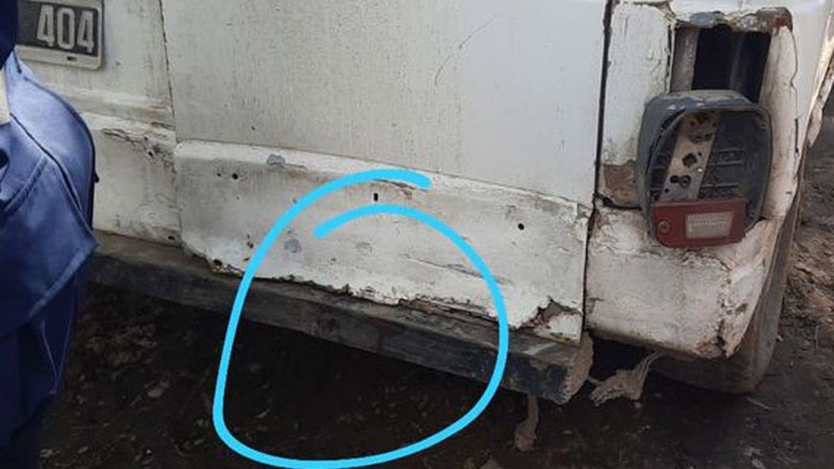 Los delató la zapatilla: lo asesinaron a golpes y lo arrojaron a un zanjón