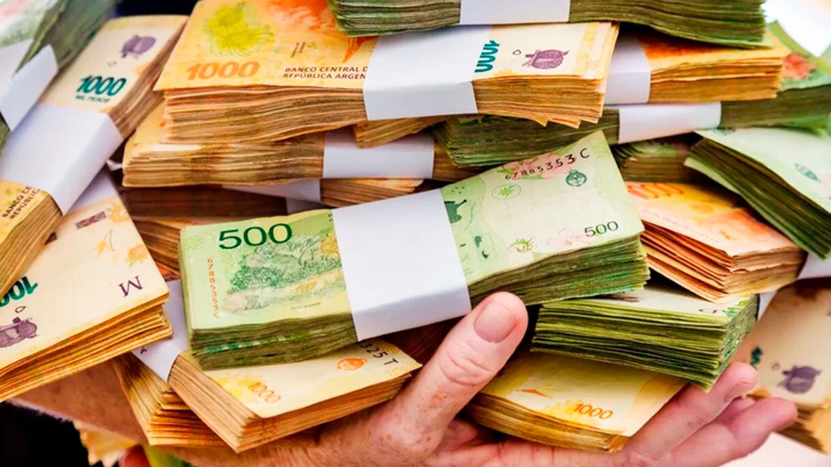 Confirman AUMENTO del 36% y SUELDO MÍNIMO de $852.000 para estos trabajadores