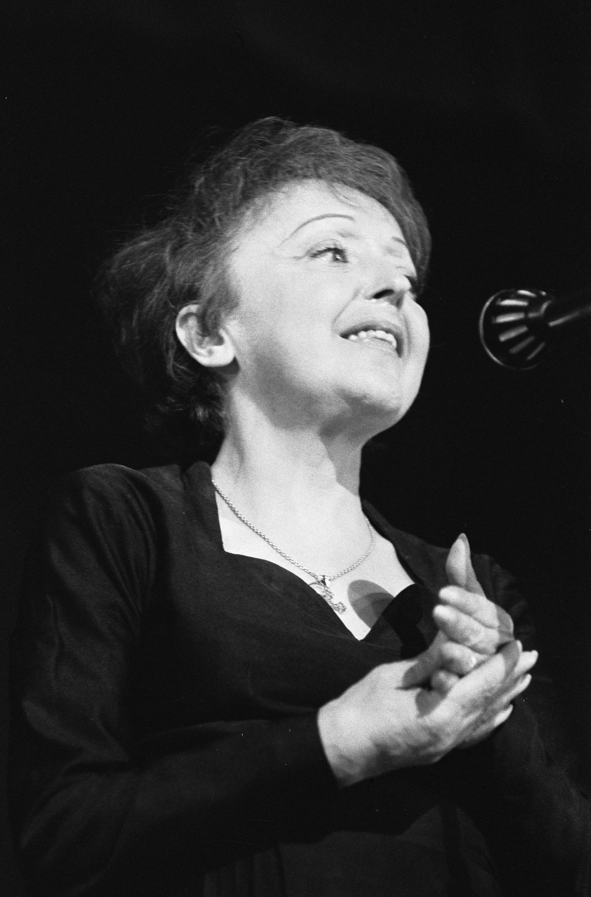Edith Piaf. Edith Piaf. 
