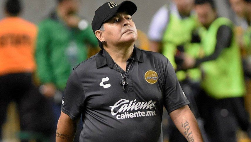 Duro golpe para Maradona