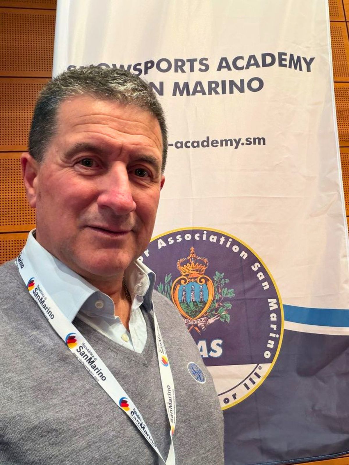 En la Asamblea General de la International Ski Instructors Association (ISIA), realizada en la República de San Marino, Martín Bacer fue reelegido por unanimidad como vicepresidente por América para el período 2026-2030.